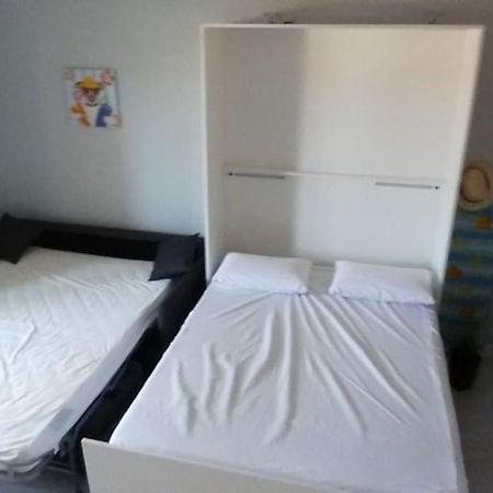 Studio 150M De La Plage ลาแซน-ซูร์-แมร์ ภายนอก รูปภาพ